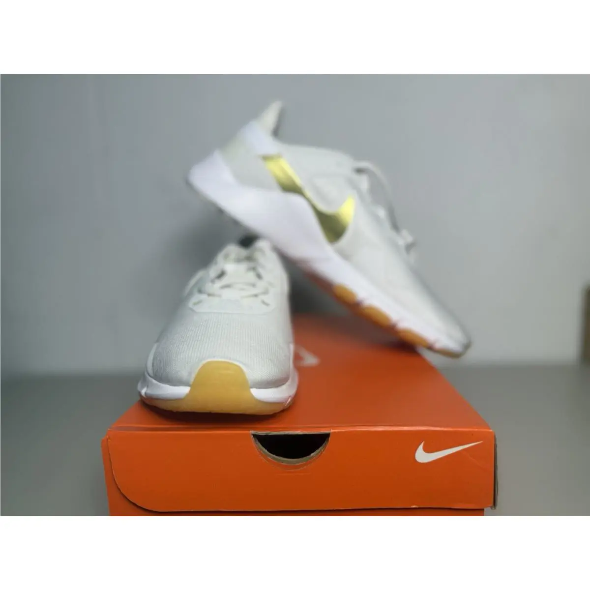 Nike shoes - Nike Legend - Legend - CQ9545-010 - White 3