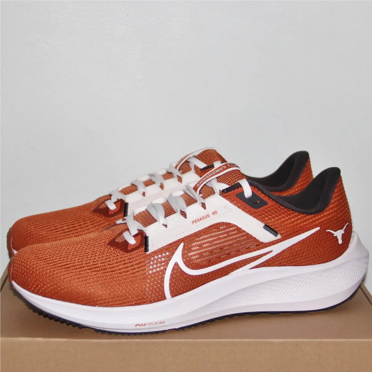 Nike shoes - Nike Air Zoom Pegasus 40 - DZ5951-100 - Orange 0