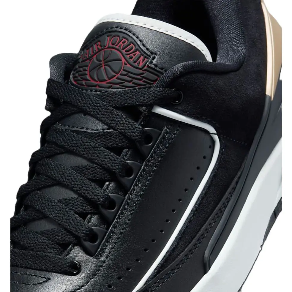 Nike shoes - Black/Metallic Gold/Red 4