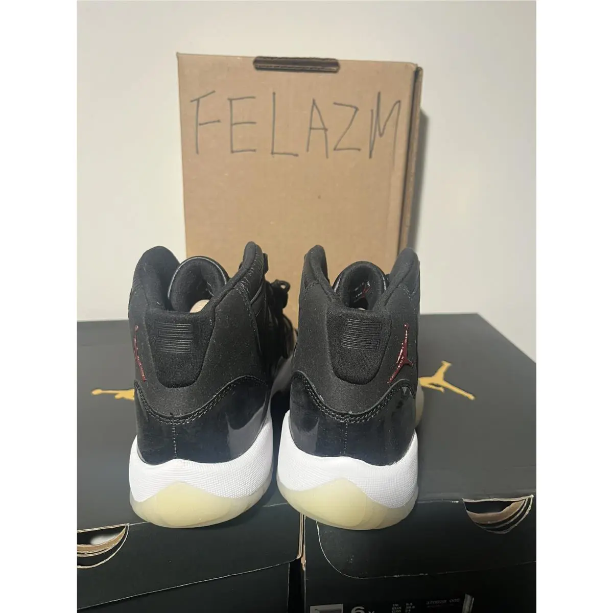 Nike shoes - Air Jordan 11 - Air - Multicolor 2