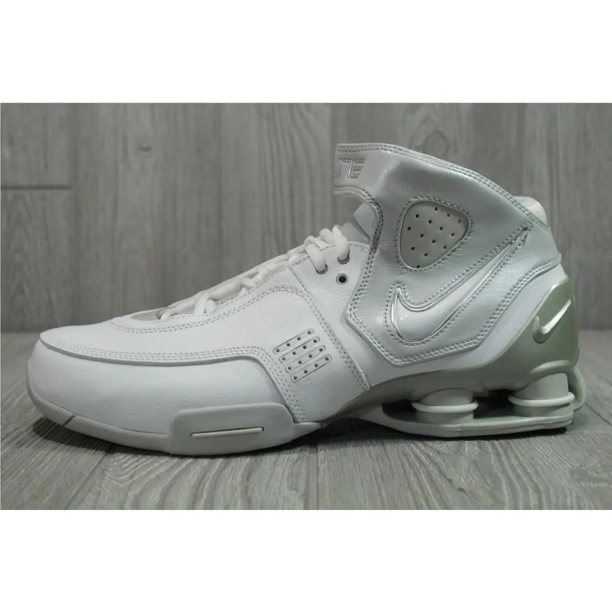 Nike shoes - White 6