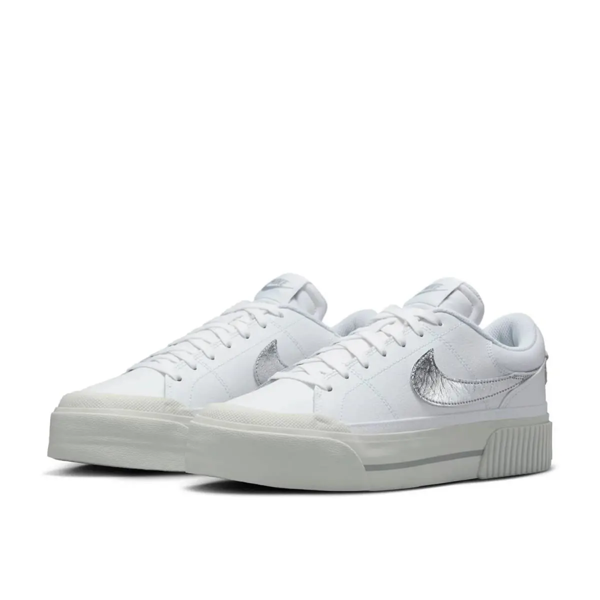 Nike shoes - White/Silver Metallic 1