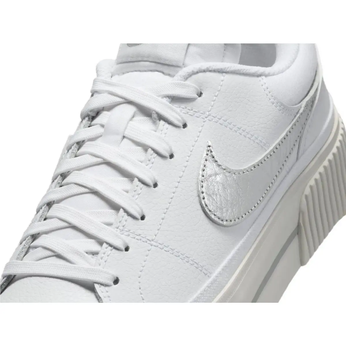 Nike shoes - White/Silver Metallic 13