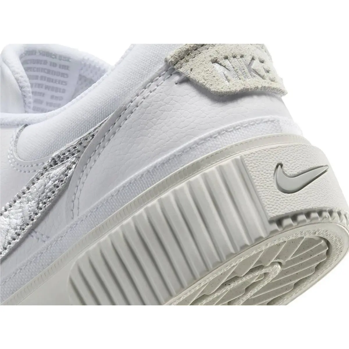 Nike shoes - White/Silver Metallic 14