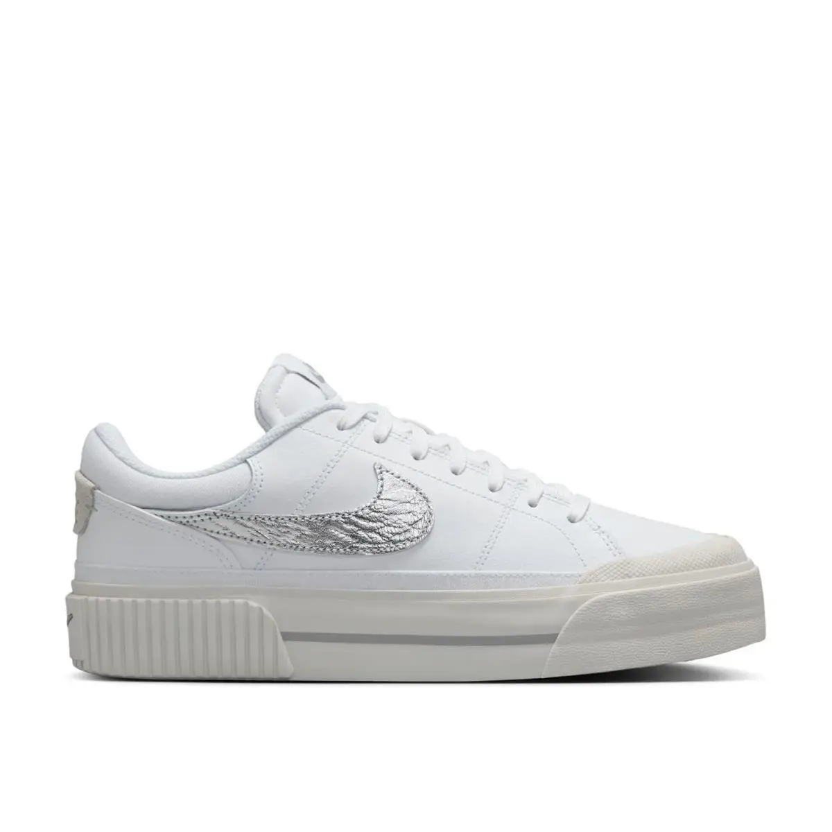 Nike shoes - White/Silver Metallic 7