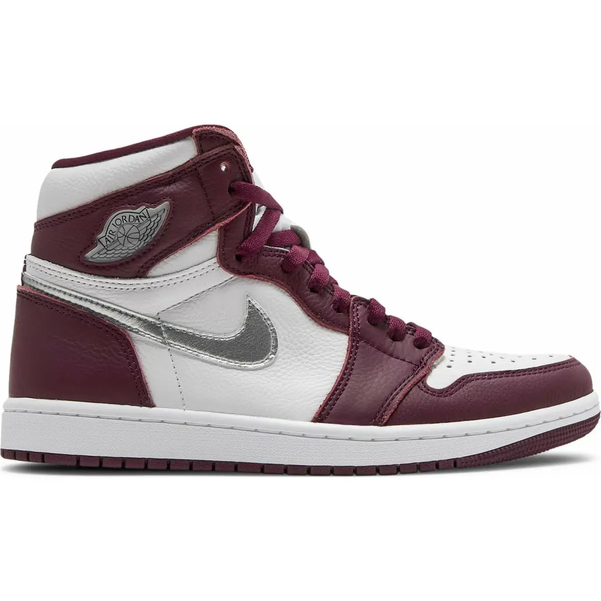 Nike shoes - Nike Air Jordan 1 Retro High OG - 555088-611 - White 4