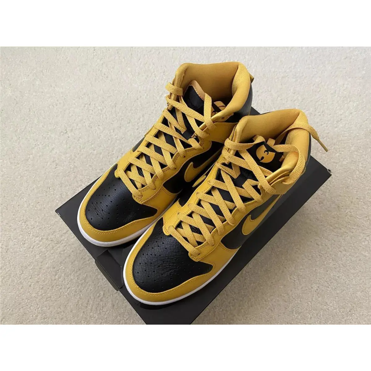 Nike shoes - Nike Retro - Retro - HJ4320-001 - Yellow 6