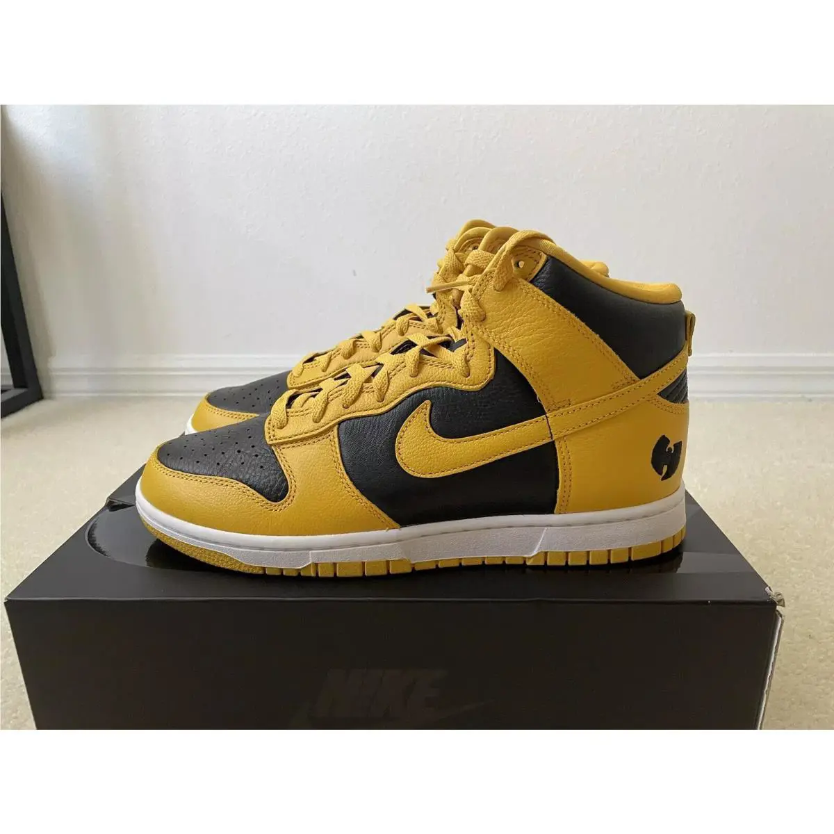 Nike shoes - Nike Retro - Retro - HJ4320-001 - Yellow 12