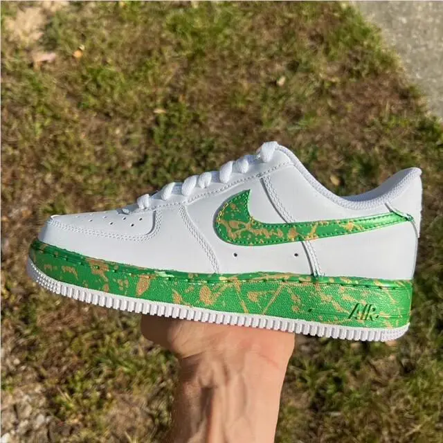 Nike shoes - Nike Air Force 1 - Air Force - DD8959-100 - Green 0