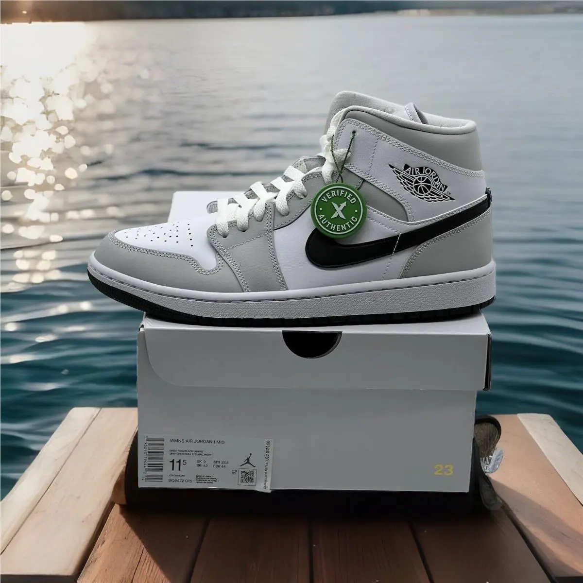 Nike shoes - Air Jordan 1 Mid - Air Mid - BQ6472-015 - Black 4