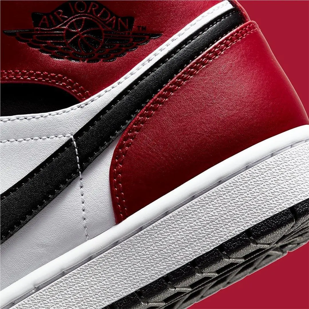 Nike shoes - Air Jordan 1 - Air - 554724-069 - Red 10