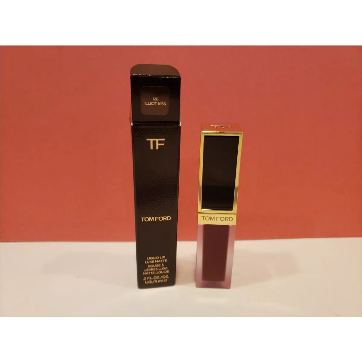 Tom Ford - Liquid Lip Luxe Matte Lipstick - 126 Illicit Kiss - 0.2 Oz