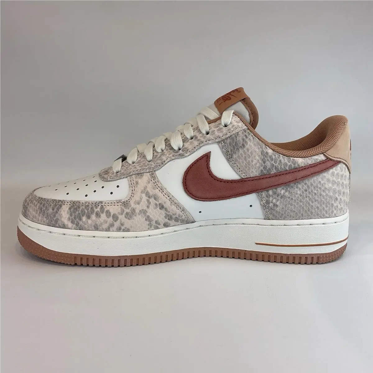 Nike shoes - Nike Air Force 1 - Air Force - HF2898-100 - Brown 0