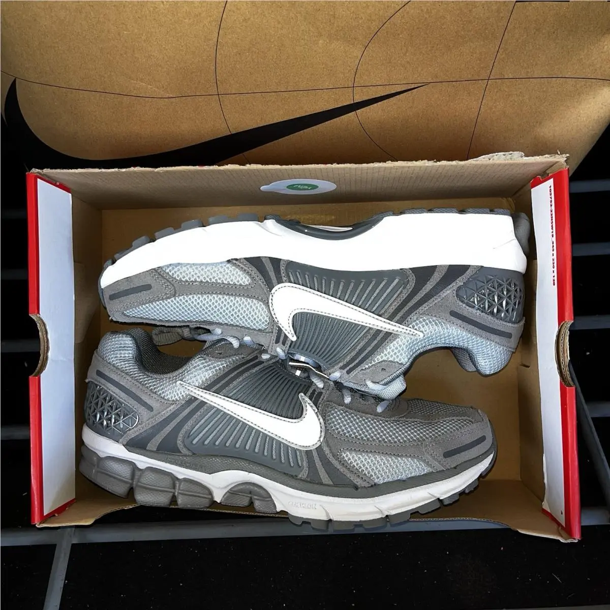 Nike shoes - Nike Zoom Vomero - Zoom Vomero - HF1553-003 - Gray 4