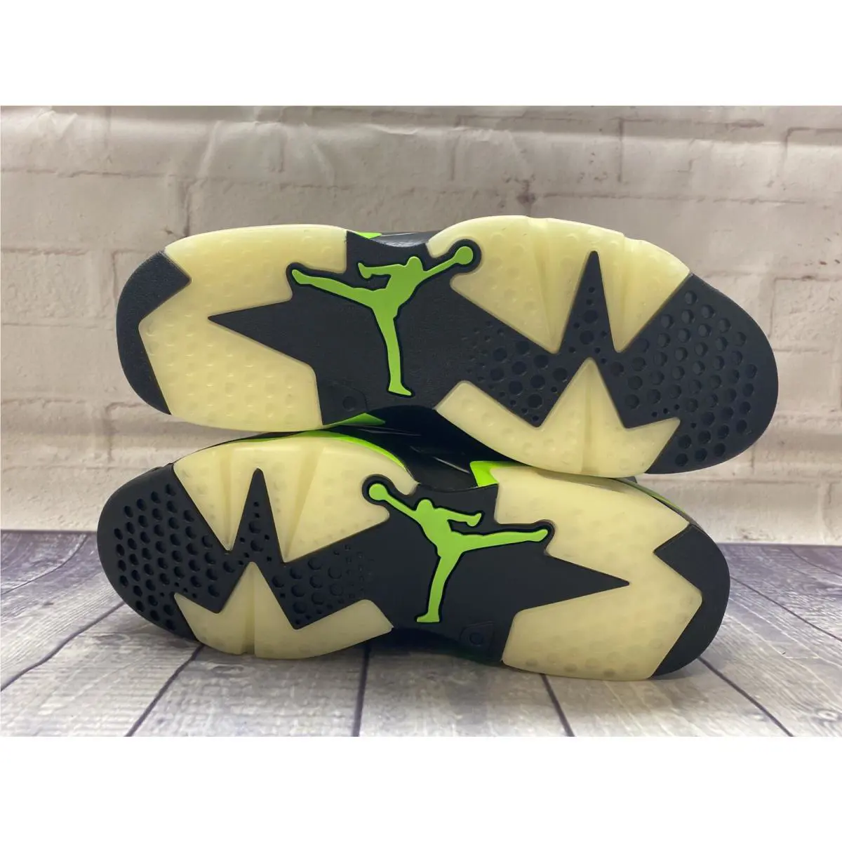 Nike shoes - Air Jordan 6 - Air - CT8529-003 - Green 6