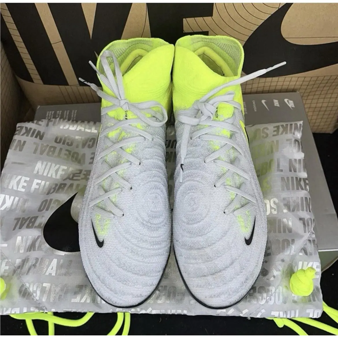 Nike shoes - Nike Phantom Luna - Phantom Luna - FJ2572 003 - Metallic Silver/Black-Volt (UPC: 197600861114) 1