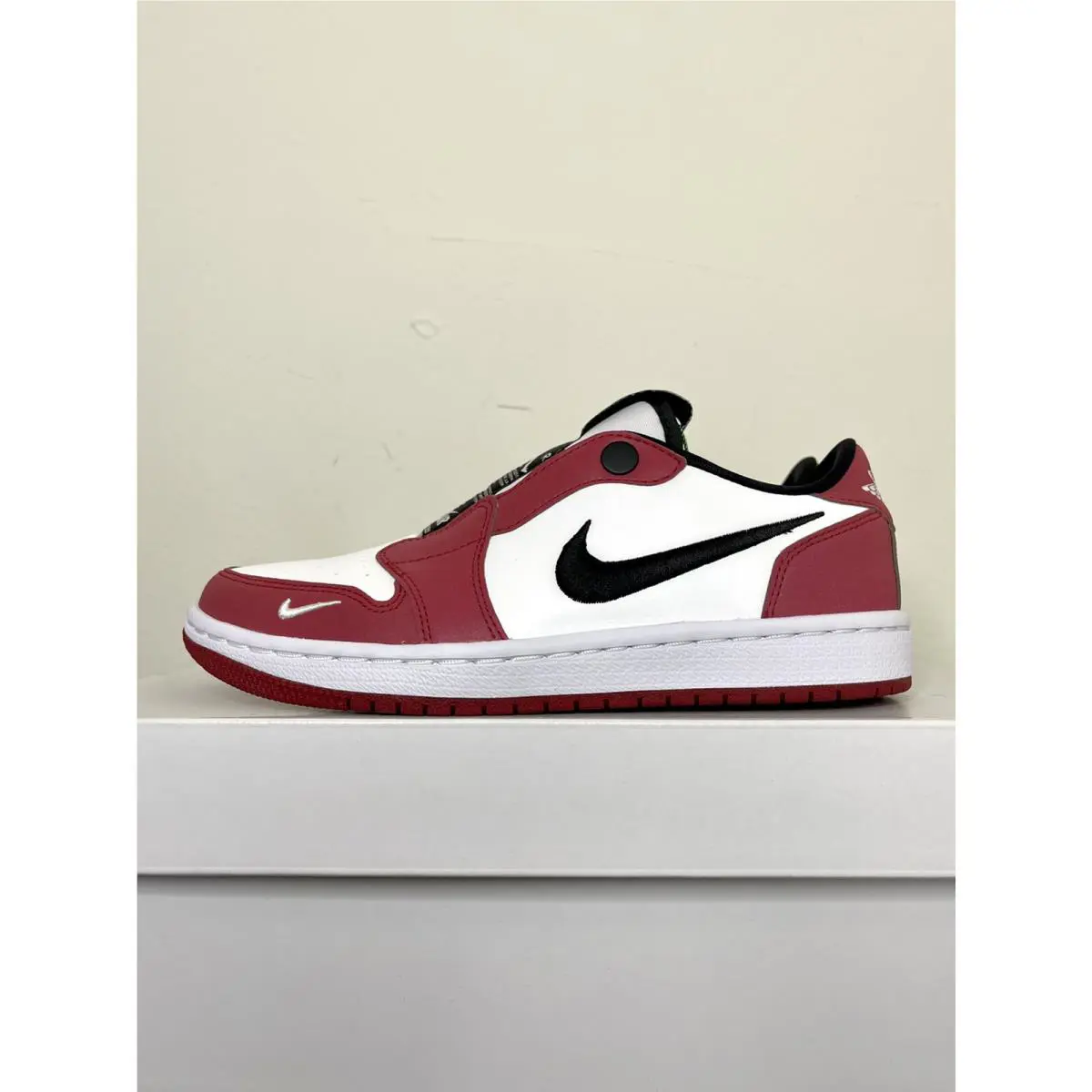 Nike shoes - Air Jordan 1 - Air - BQ8462601 - Red, Manufacturer: Varsity Red, White, Black 1