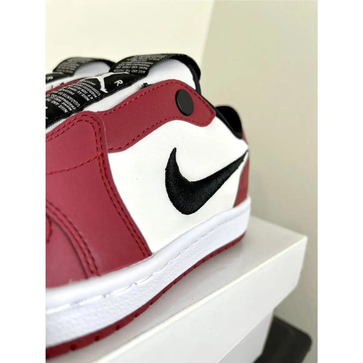 Nike shoes - Air Jordan 1 - Air - BQ8462601 - Red, Manufacturer: Varsity Red, White, Black 4