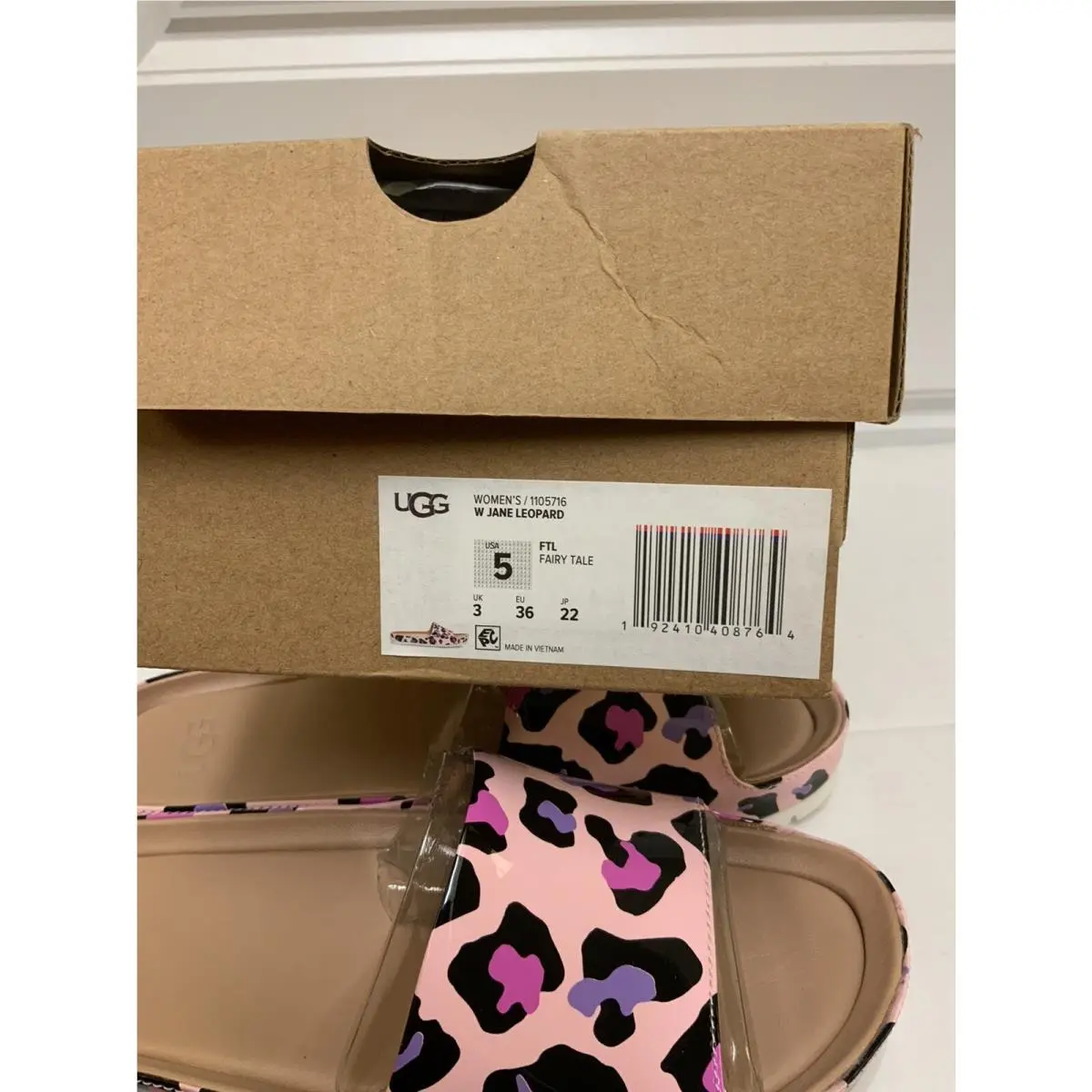 UGG shoes - Leopard (UPC: 0192410408764) 2