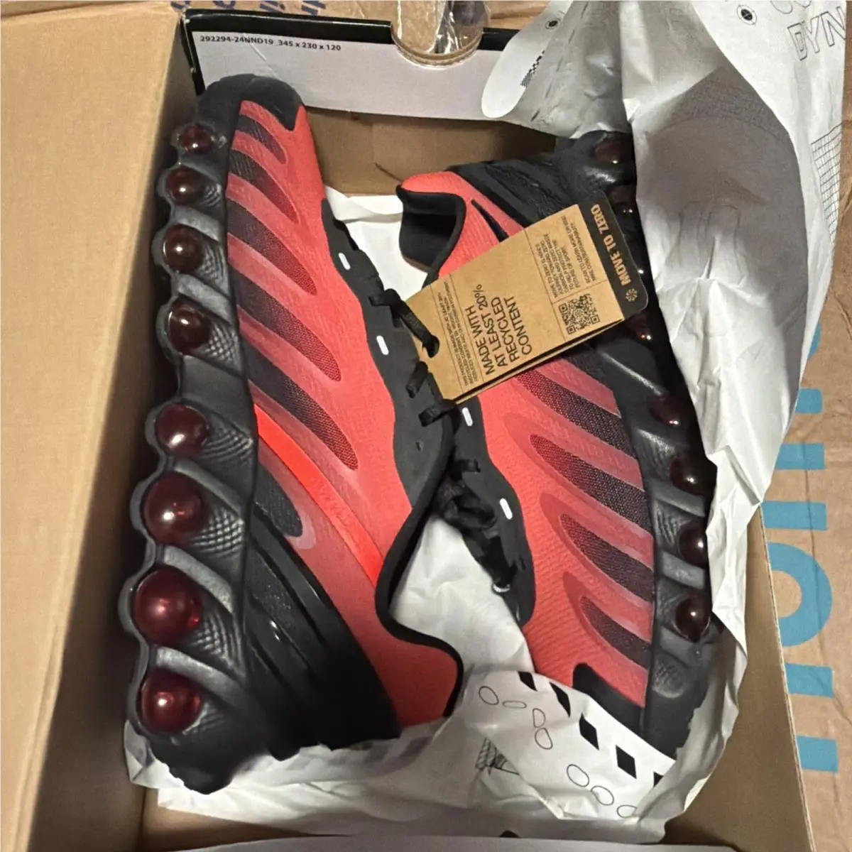 Nike Air Max DN8 Black University Red Sz 10 Men . Women Sz 11.5