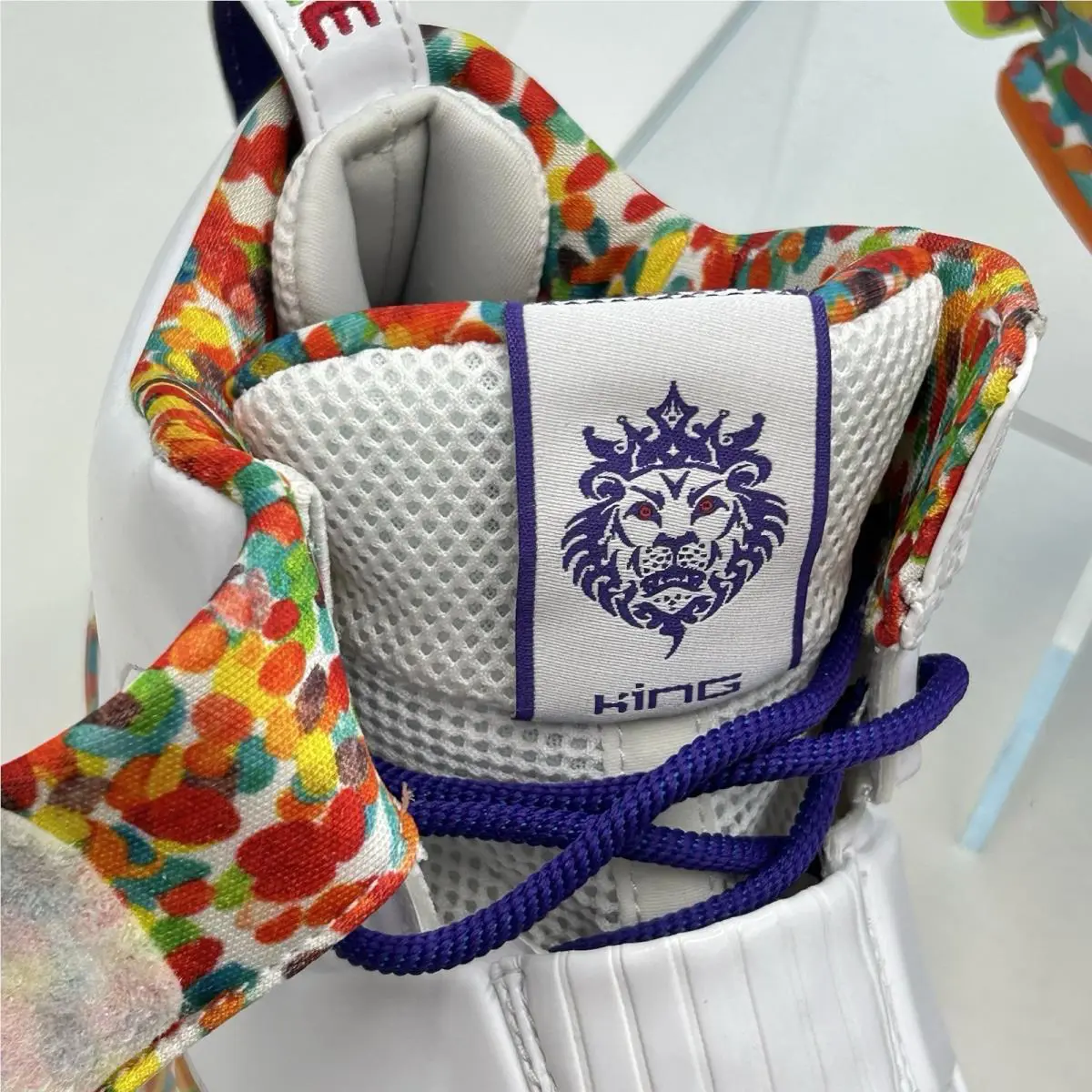 Nike shoes - Nike Zoom LeBron 4 - Zoom LeBron - DQ9310-100 - White 3