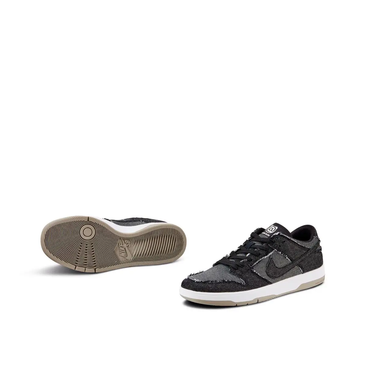 Nike shoes - Nike SB Dunk Low - Dunk Low - 877063002 - Black (UPC: 666003692187) 1