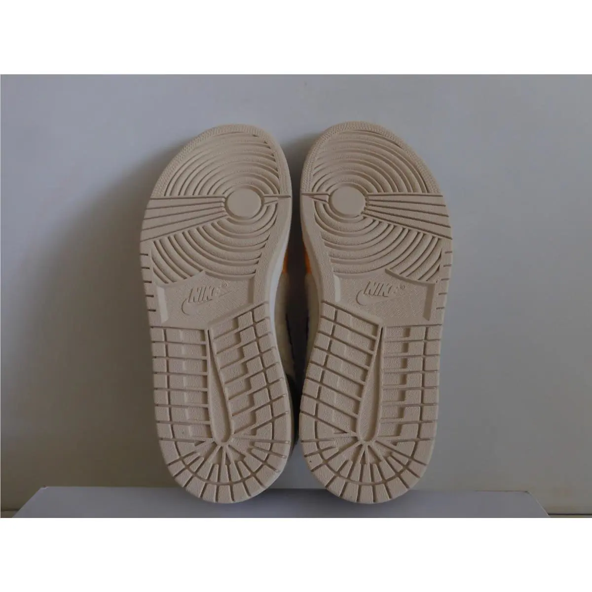 Nike shoes - Jordan 1 - AV3724-200 - Brown (UPC: 884751677168) 5