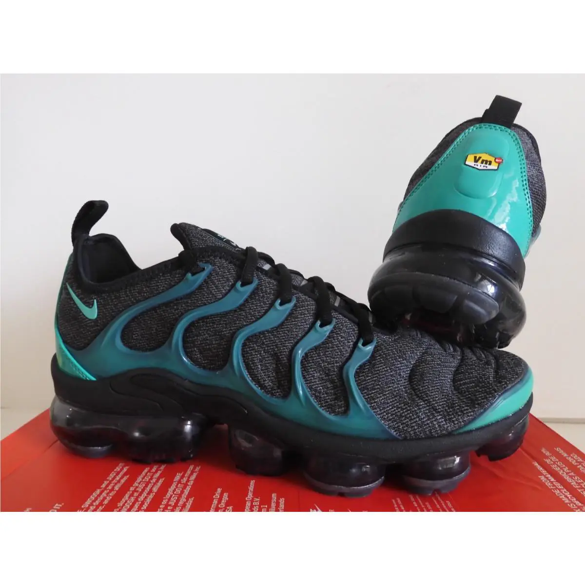 Nike shoes - Nike Air Vapormax Plus - Air Vapormax Plus - 924453-013 - Black (UPC: 191887690504) 0