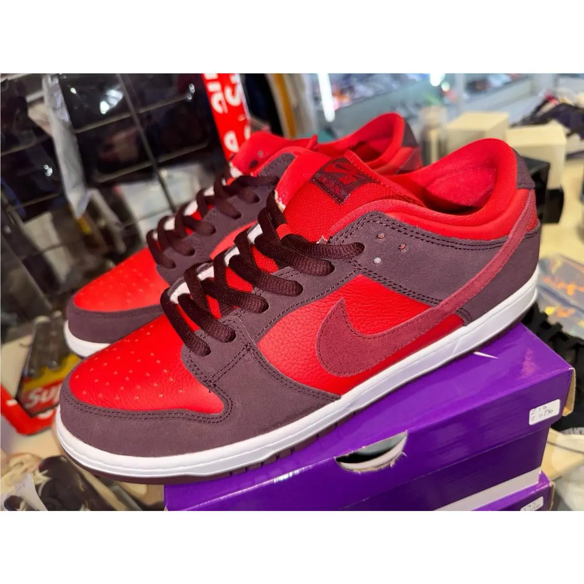 Nike shoes - SB Dunk Low - Dunk Low - DM0807-600 - Red (UPC: 195869040158) 2