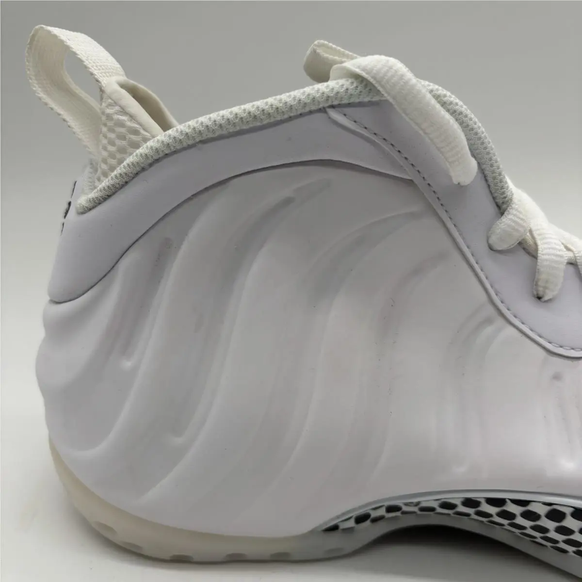 Nike shoes - Nike Air Foamposite - Air Foamposite - HJ5195-100 - White 1