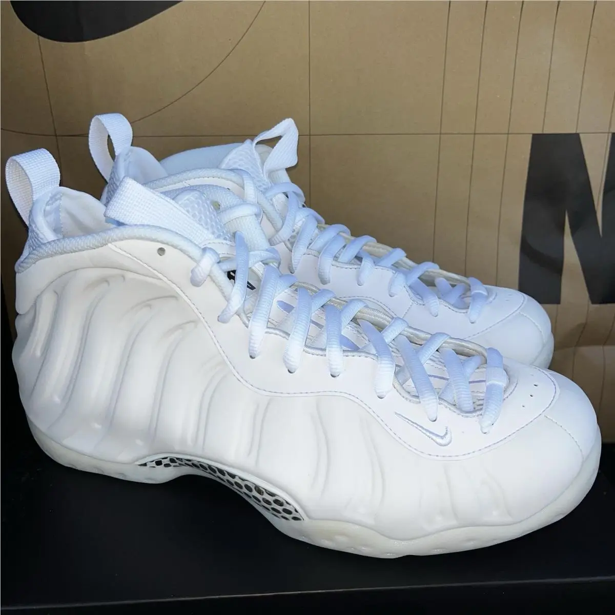 Nike Air Foamposite One Triple White 2025 Nby HJ5195 100 Men Size 8