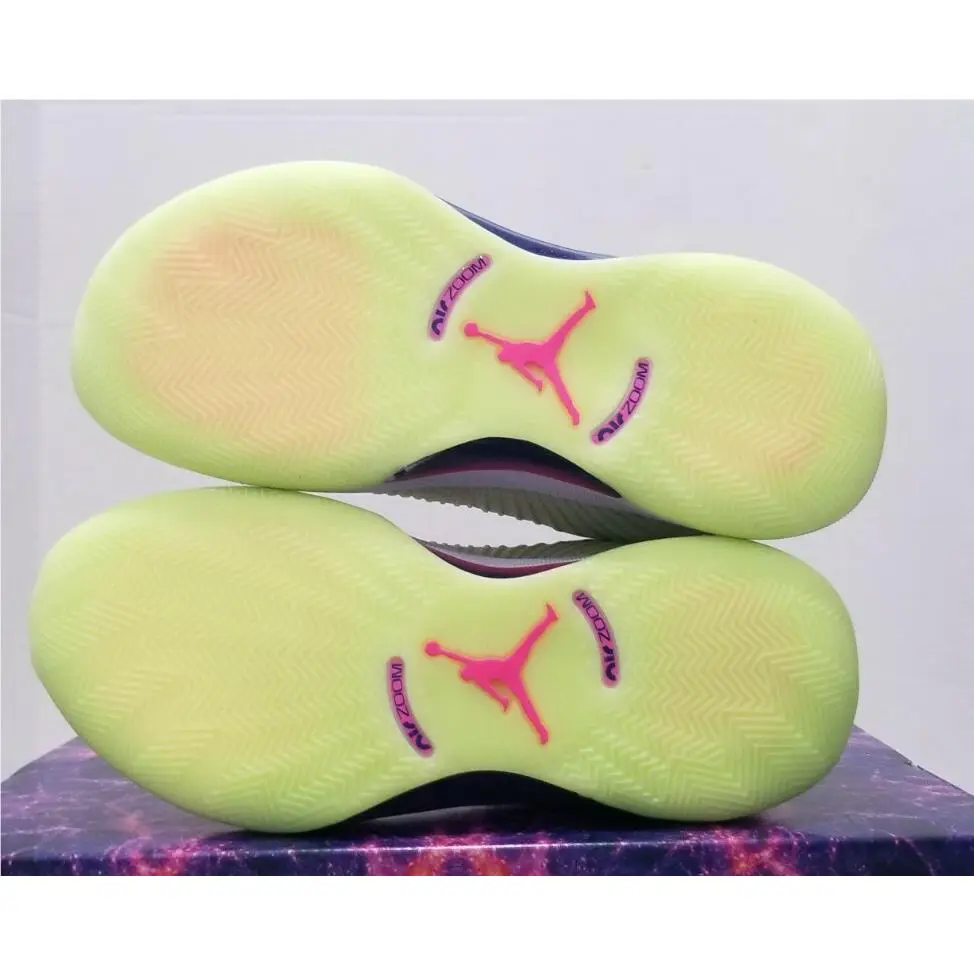Nike shoes - XXXV - XXXV - DJ9805-190 - Multicolor 3