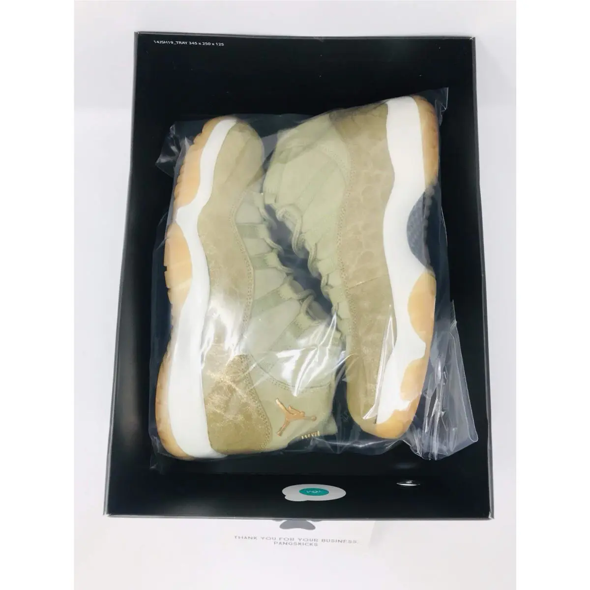 Nike shoes - Air Jordan 11 - Air - AR0715-200 - Olive 3
