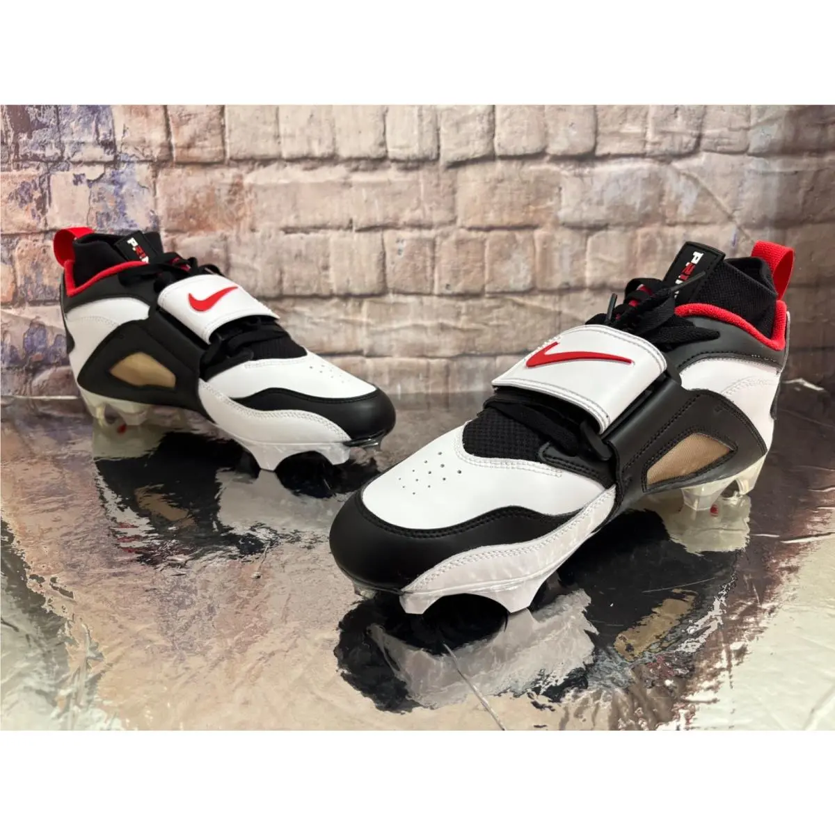 Nike shoes - Nike Air Diamond Turf - Air Diamond Turf - HF5298-100 - White/Black/Red (UPC: 197602949940) 0