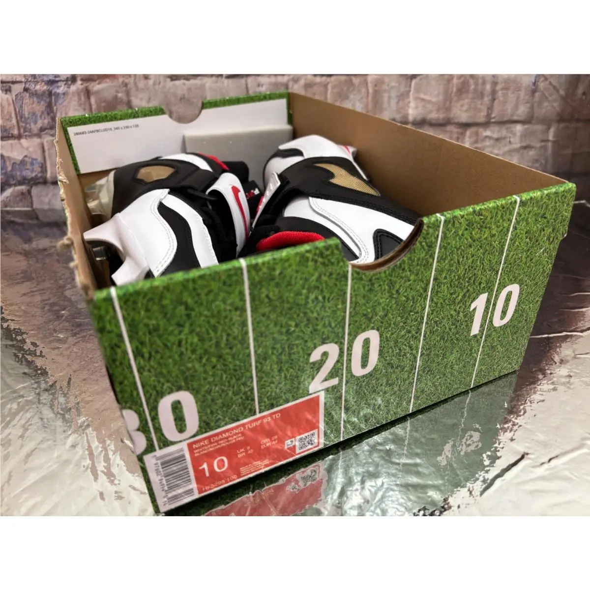 Nike shoes - Nike Air Diamond Turf - Air Diamond Turf - HF5298-100 - White/Black/Red (UPC: 197602949940) 9
