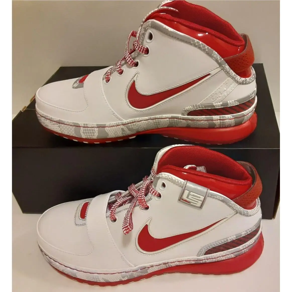 2008 Nike Zoom Lebron 6 VI Ohio State Buckeyes Mens Size U.s. 9.5