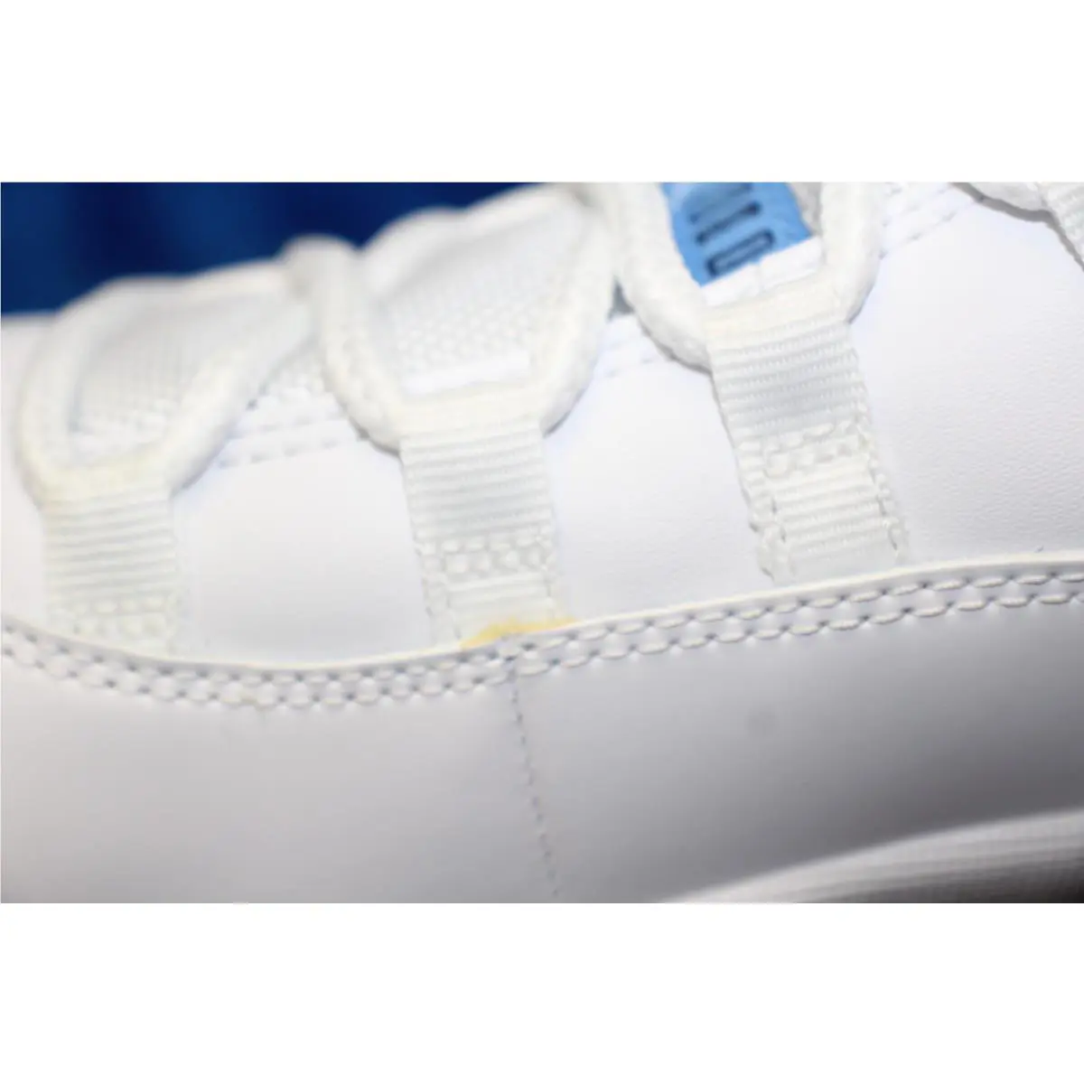 Nike shoes - Air Jordan 11 - Air - 378037-117 - White 3