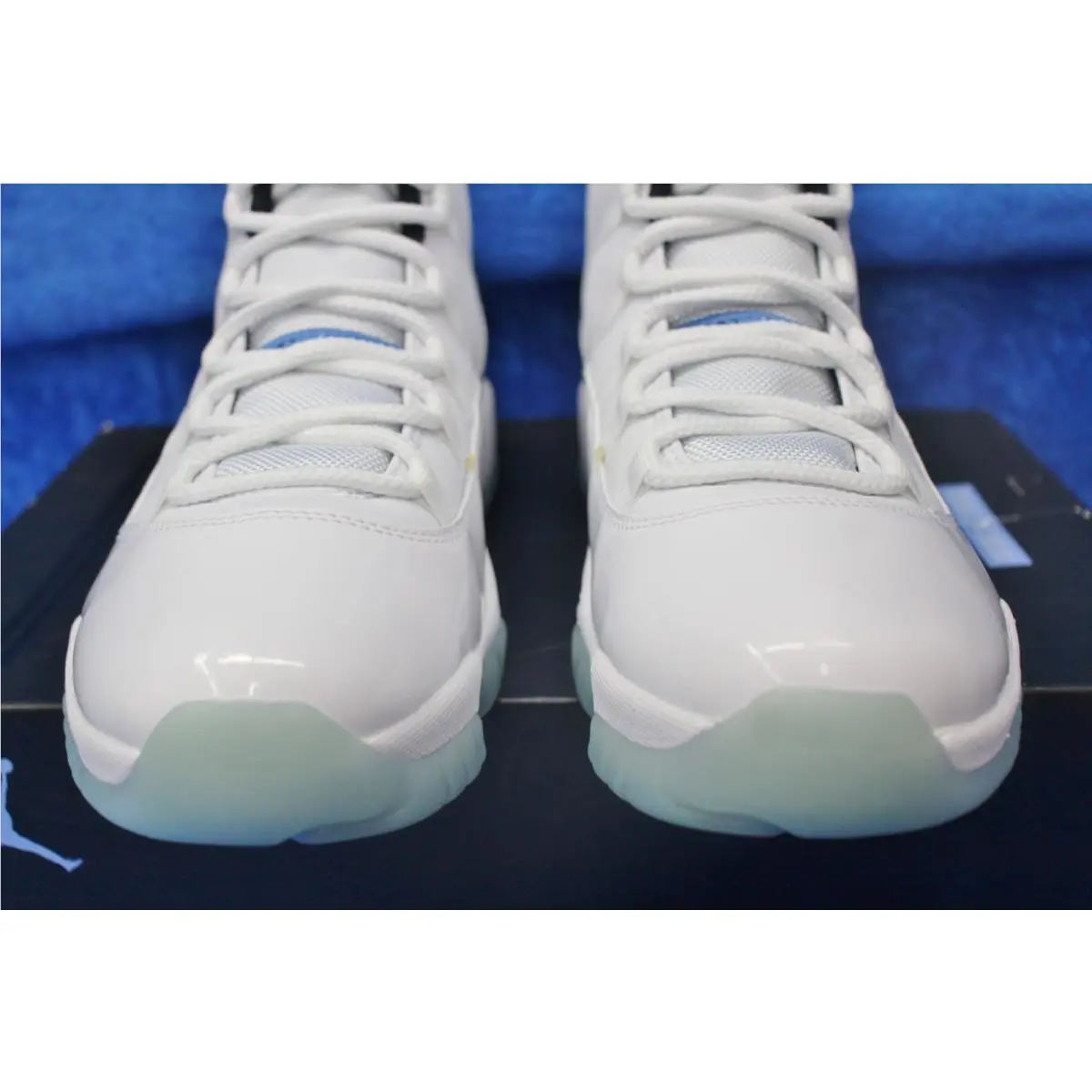 Nike shoes - Air Jordan 11 - Air - 378037-117 - White 8