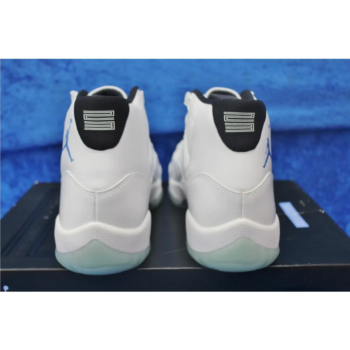 Nike shoes - Air Jordan 11 - Air - 378037-117 - White 10