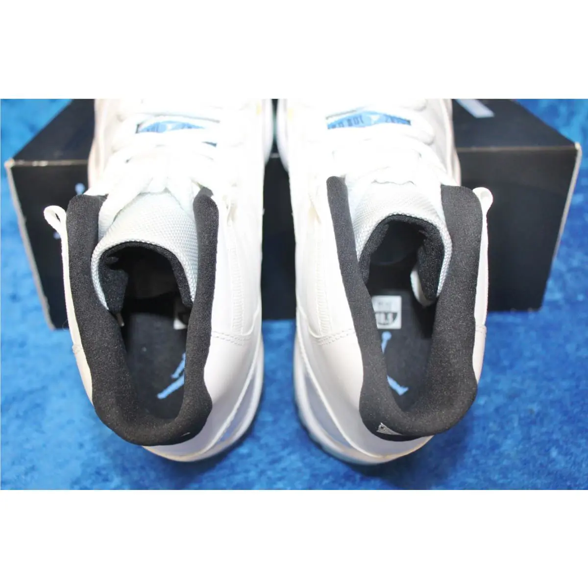 Nike shoes - Air Jordan 11 - Air - 378037-117 - White 13