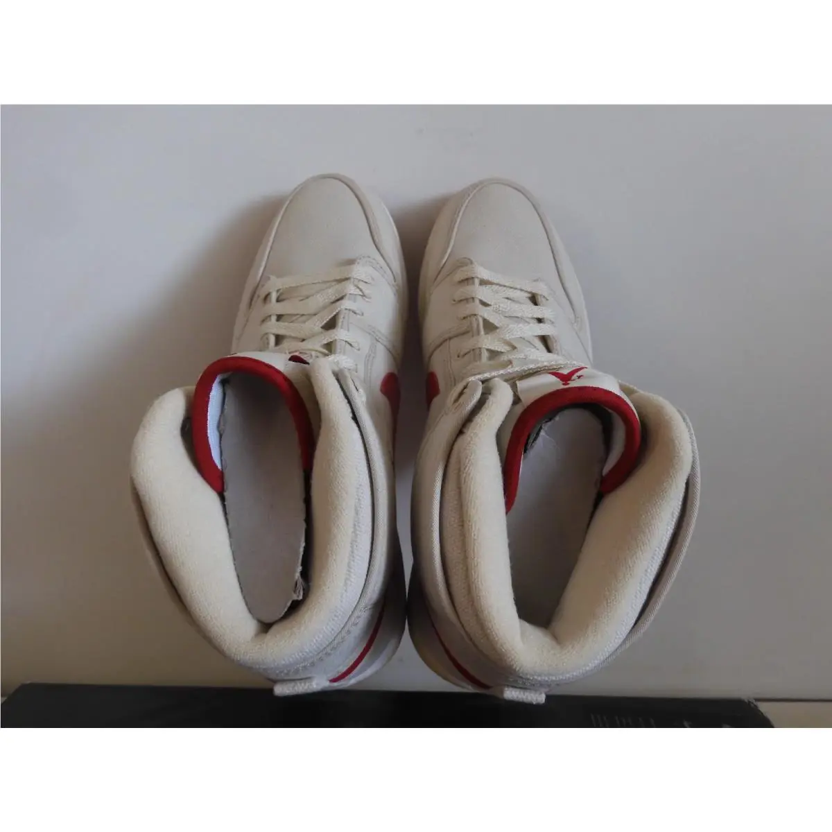 Nike shoes - Air Jordan 1 KO - Air - 402297 161 - White (UPC: 883418853679) 4