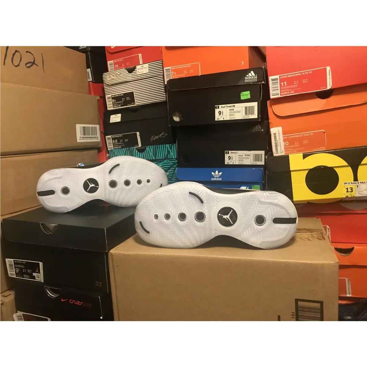 Nike shoes - Jordan XXXIV - XXXIV - DA1897 100 - White 3