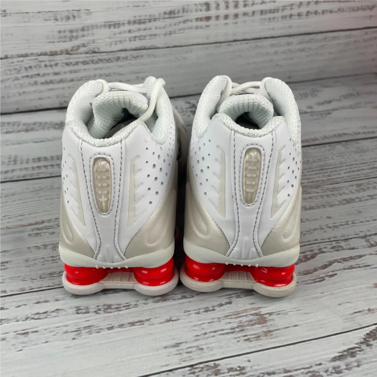 Nike shoes - Nike Shox - Shox - AR3565-103 - White (UPC: 197862722956) 3