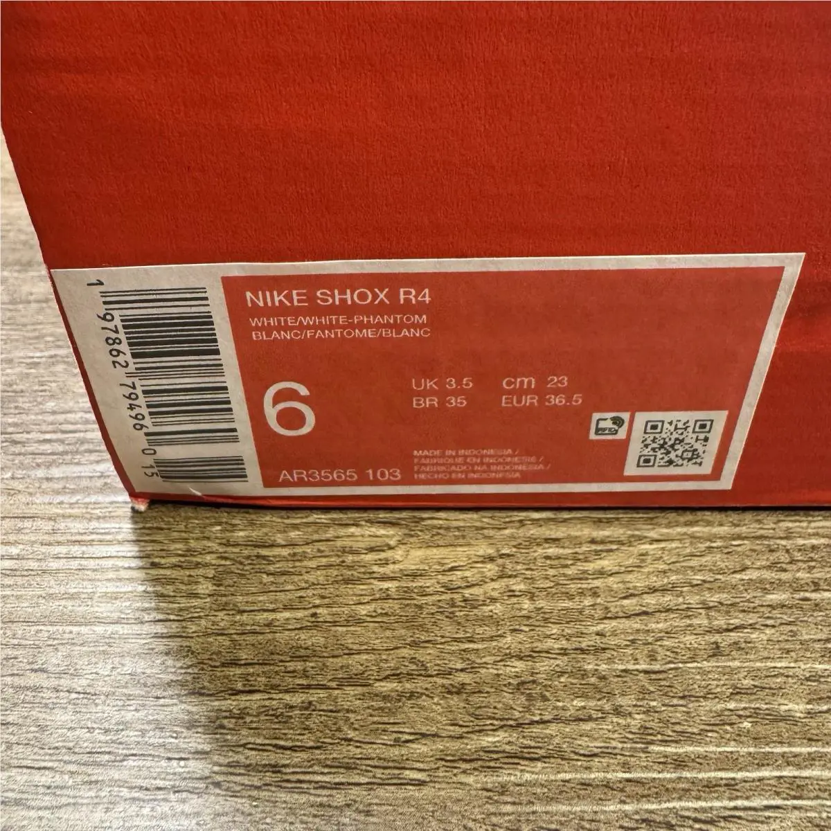 Nike shoes - Nike Shox R4 - Shox - AR3565-103 - Ivory 0