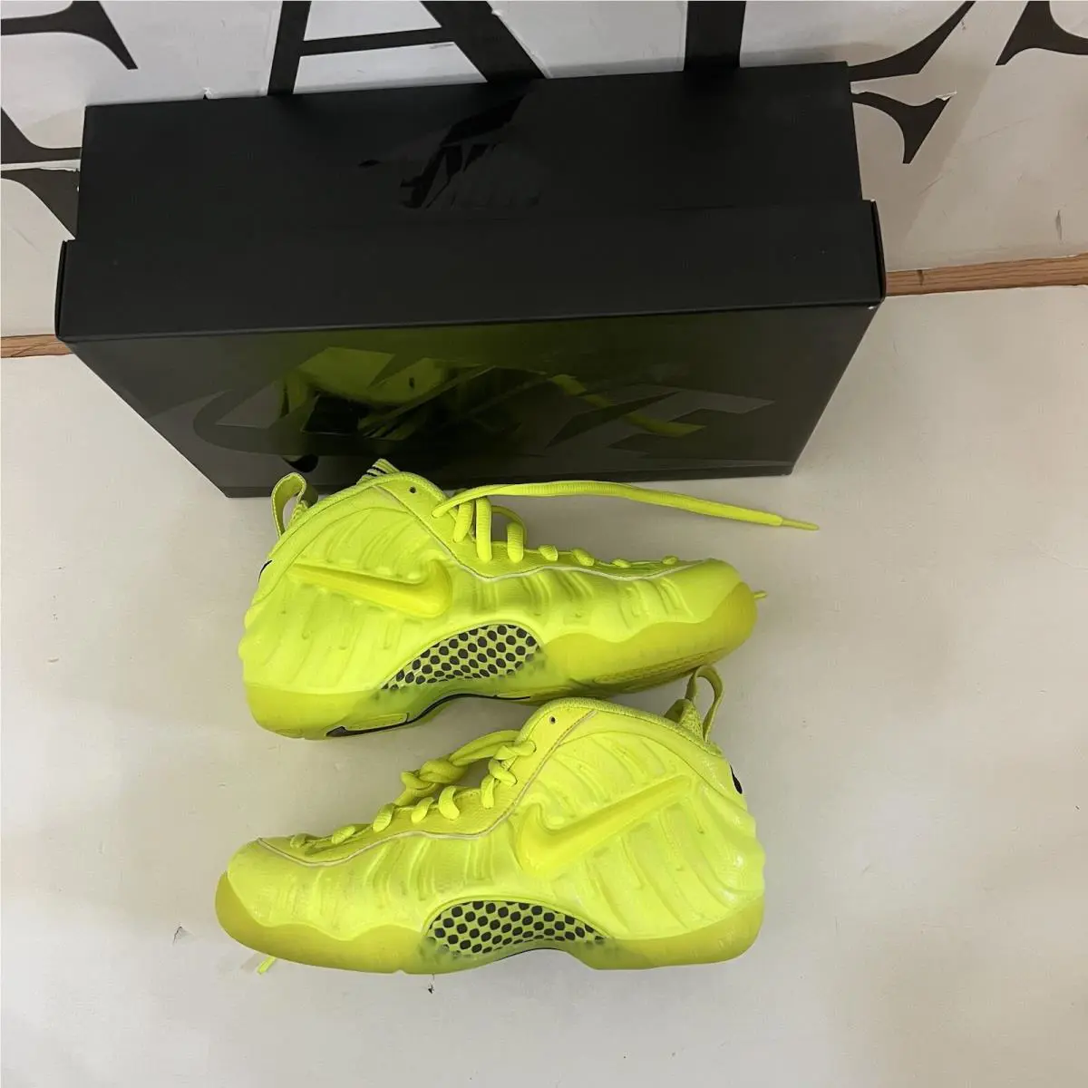 Nike Sneakers Air Foamposite Pro Volt 2014 - Sneakers Size 6