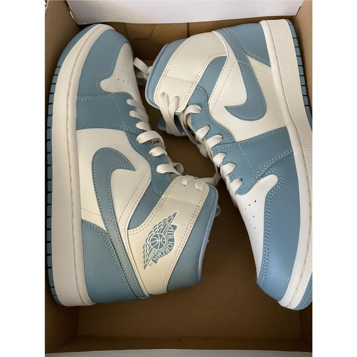 Nike shoes - Air Jordan 1 - Air - BQ6472-141 - White (UPC: 0195869207711) 5