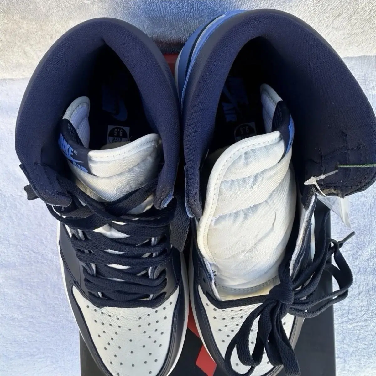 Nike shoes - Air Jordan 1 - Air - 555088-140 - Blue, Manufacturer: Sail/Obsidian/University Blue (UPC: 0193150368615) 3