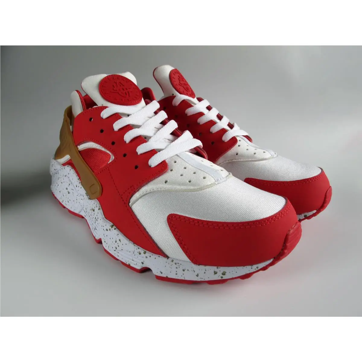 Nike shoes - Nike Air Huarache - Air Huarache - 777330-972 - Red 1