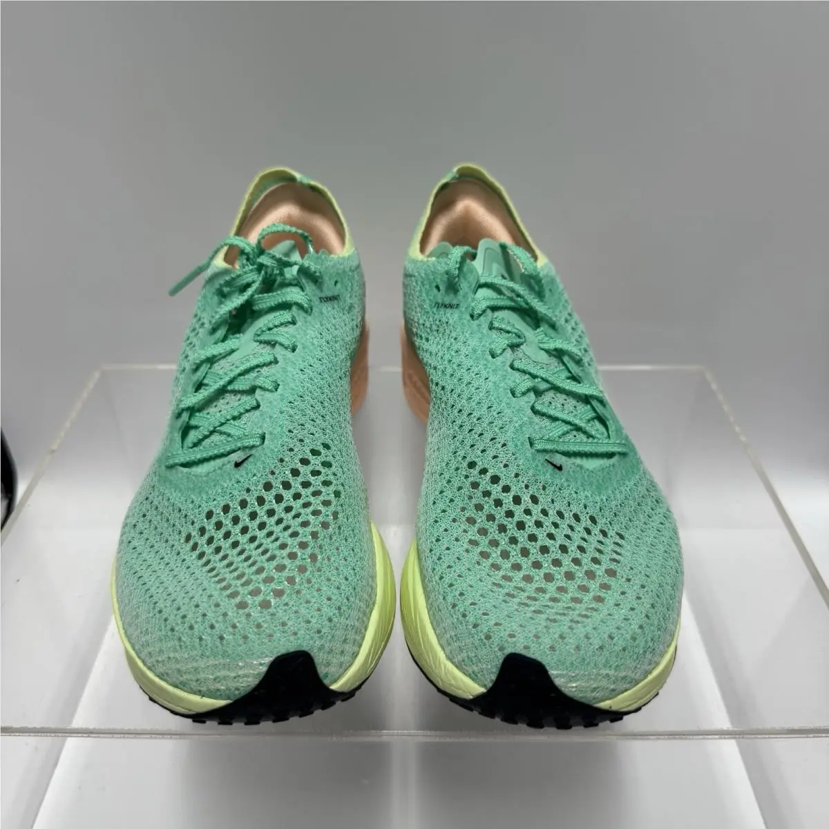 Nike shoes - Nike ZoomX Vaporfly Next% 3 - HQ3505-379 - Green 1