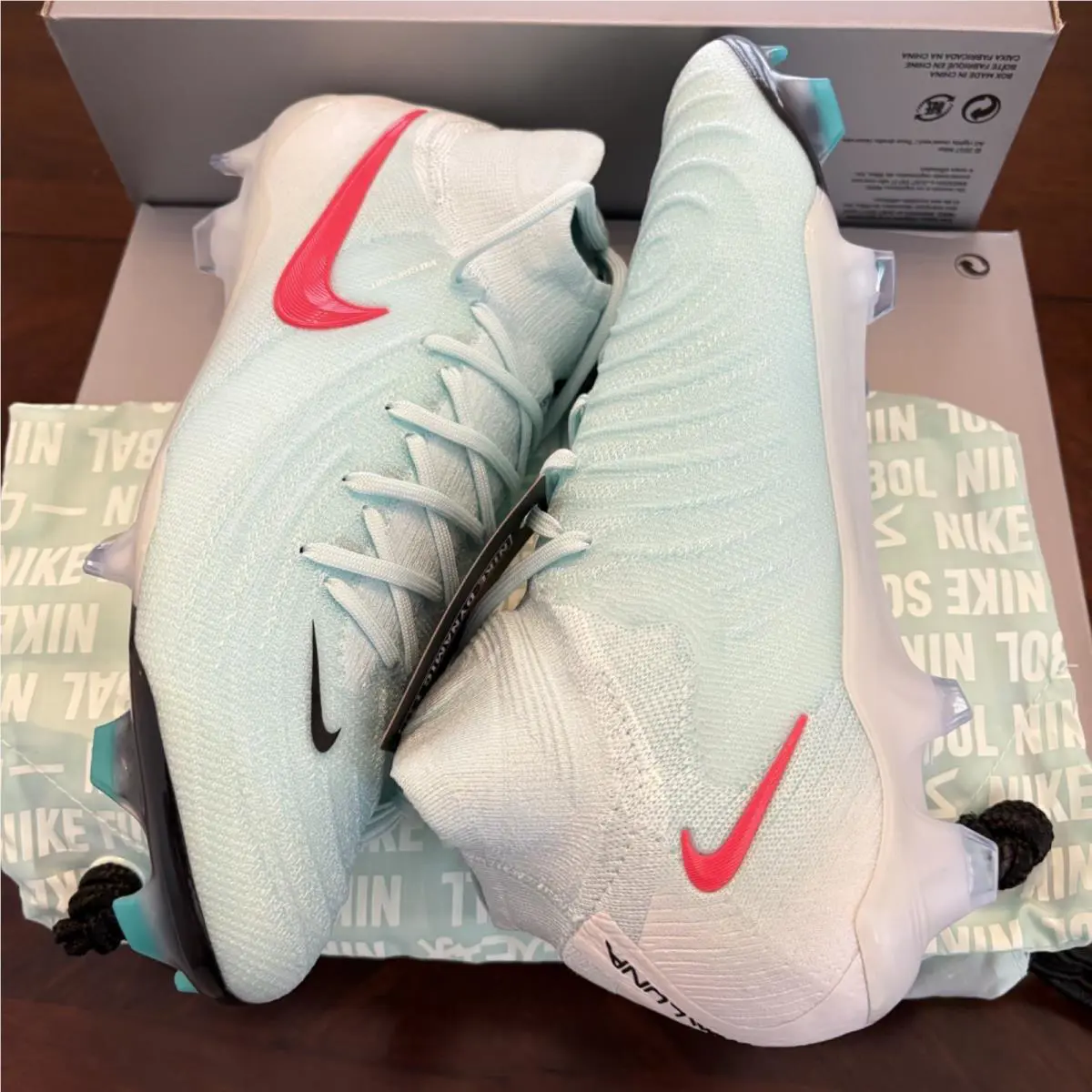 Nike shoes - Nike Phantom Luna - Phantom Luna - FJ2572-300 - Mint/Off Noir/Atomic Red 1